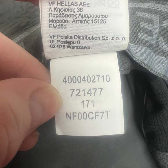 The North Face Horizon Breeze Brim Hat in Asphalt Grey - Picture 3 of 6